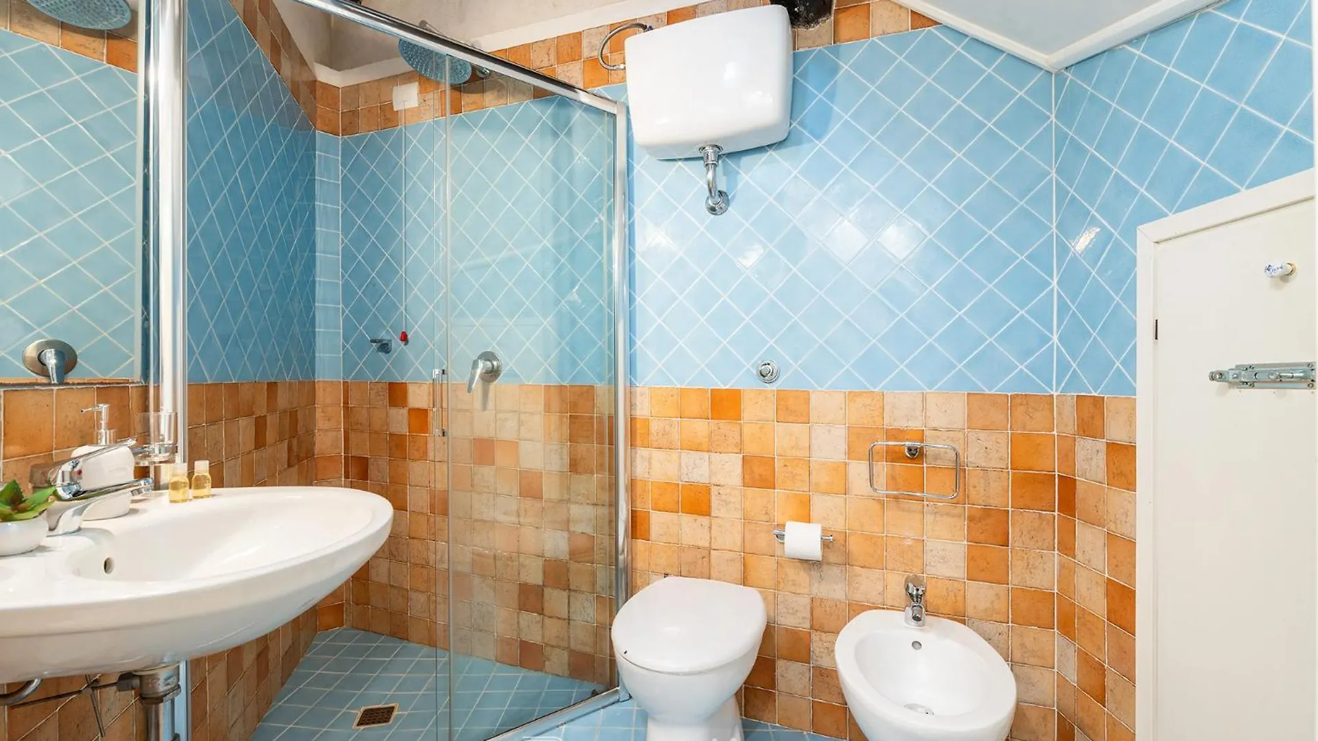 Cagliari Boutique Stay By Propertize 0*,
